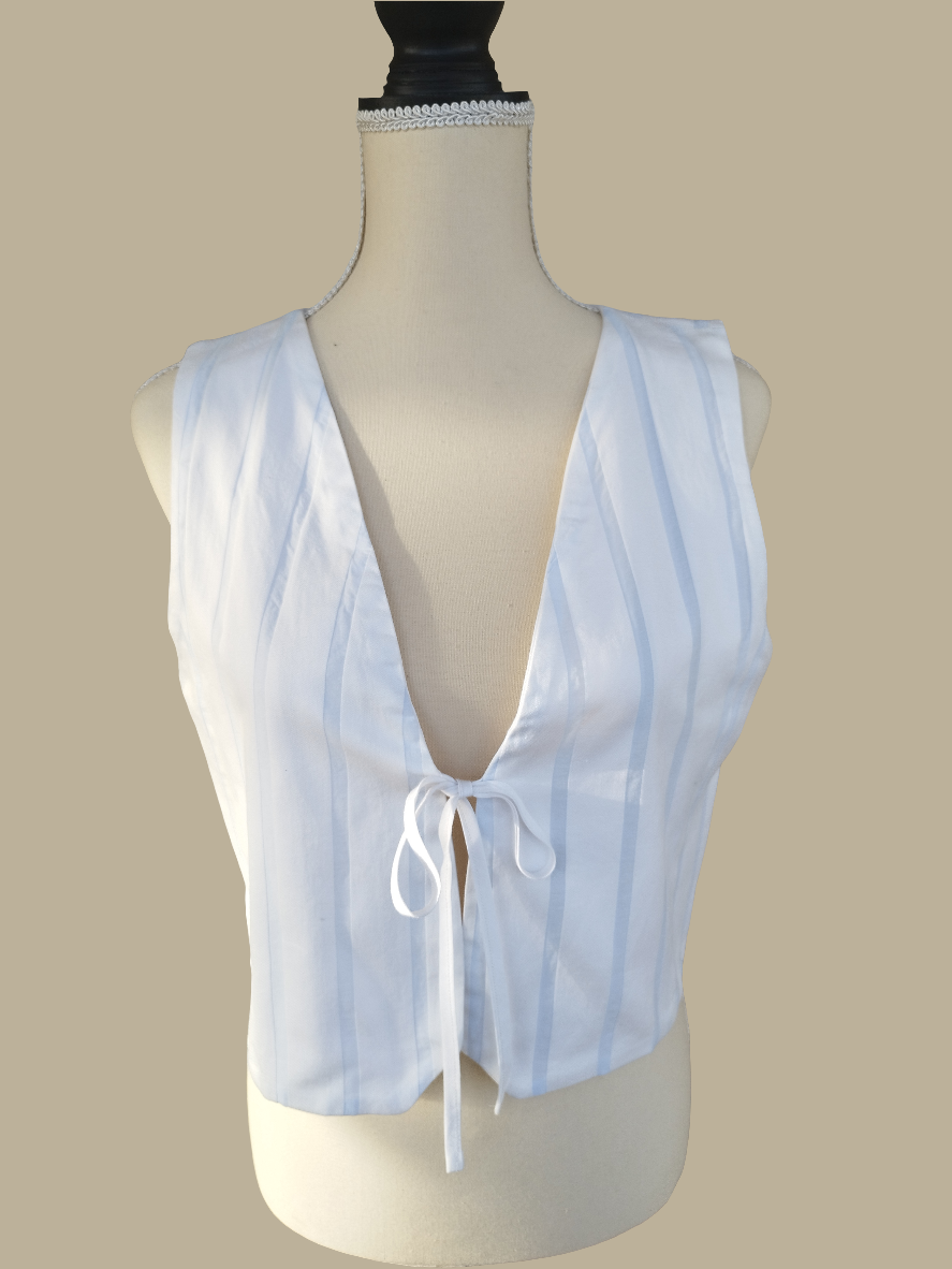 Chaleco Catalina blanco lineas